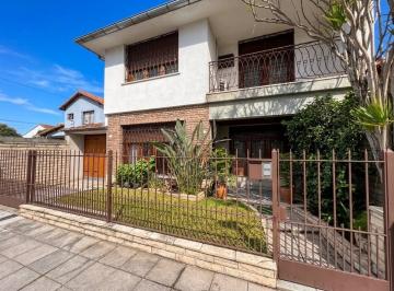 Casa · 253m² · 4 Ambientes · 2 Cocheras · Casa 4 Ambientes en Venta en Martinez