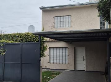 Foto · Casa - Dos Dorm. - Dos Baños - Cochera - Jardin