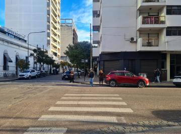 Departamento · 64m² · 4 Ambientes · Departamento 2 Dorm. y Balcón Al Frente en Esq. 12 y 47