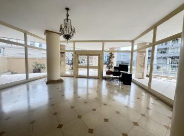 Departamento · 180m² · 4 Ambientes · 2 Cocheras · Departamento 4 Ambientes con Dependencias Bernal Centro