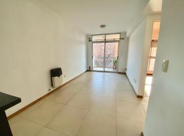 Departamento · 40m² · 2 Ambientes · Alquiler Departamento un Dormitorio con Balcón - Barrio Abasto