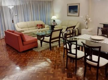 Departamento · 155m² · 6 Ambientes · 1 Cochera · Alquiler de Apartamento de 3 Dorm. Amoblado en Pocitos, Montevideo