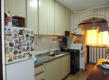 Departamento de 4 ambientes, Avellaneda · Departamento en Venta 4 (T46) Ambientes 73 m² Las Flores 1600, Wilde