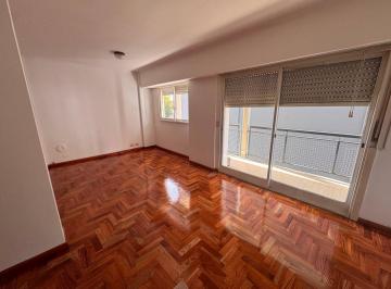 Departamento · 92m² · 3 Ambientes · 1 Cochera · Alquiler 3 Amb con Escritorio y Cochera Quilmes