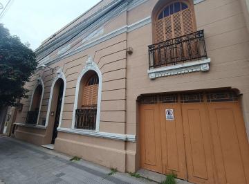 Casa · 510m² · 6 Ambientes · 1 Cochera · Venta Gran Casona Zona Comercial B° General Bustos