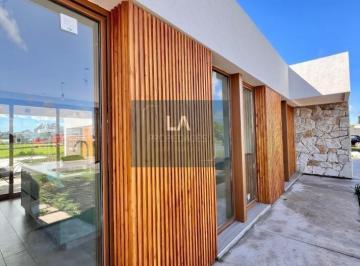 Campo de 3 ambientes, Mar del Plata · Arenas Chico Casa a Estrenar