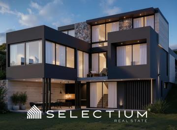 Casa · 1233m² · 7 Ambientes · 2 Cocheras · Venta Casa La Deseada a Estrenar, con Vistas Espectaculares!