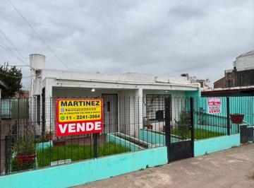 Casa de 7 ambientes, Merlo · Venta de Casa y Departamento en Merlo Norte