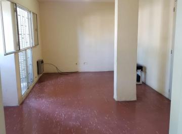Departamento · 85m² · 8 Ambientes · Departamento en Rivadavia