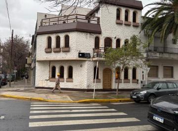 PH de 4 ambientes, Belgrano · PH de 84 m² Cubiertos con 3 Dorm. en Venta en Barrio River