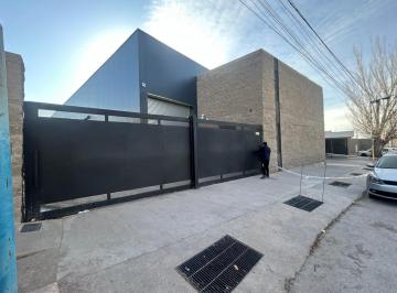 Bodega-Galpón · 1015m² · Galpón en Alquiler