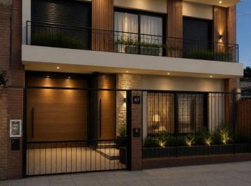 Casa de 5 ambientes, La Matanza · Casa de 583 m² con 3 Dorm. y Escritorio en Venta en San Justo