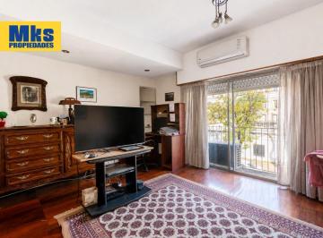 Casa · 206m² · 7 Ambientes · 2 Cocheras · Venta. Casa. 5 Dorm.. Garaje y Terraza.