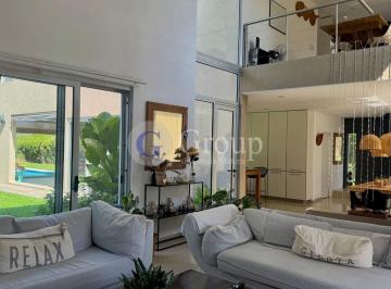 Casa · 200m² · 4 Ambientes · 1 Cochera · Casa en Venta en La Pradera de Pilar de 5 Ambientes con Pileta