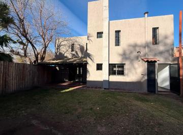 Casa de 6 ambientes, Carrodilla · Alquilo Casa en Carrodilla a 7 Cuadras de Jumbo Chacras