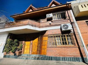 PH · 67m² · 3 Ambientes · Venta Duplex PH Ind 3 Amb Patio Lavadero V Urquiza