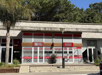 Local comercial · 200m² · Local en Alquiler Pinamar Centro