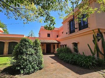 Casa · 392m² · 9 Ambientes · 2 Cocheras · Casa en Venta en La Horqueta