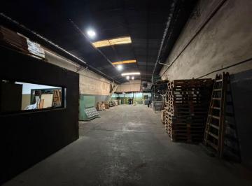 Bodega-Galpón , Villa Soldati · Galpon de 301 m² Cubiertos en Alquiler en Villa Soldati