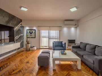 Departamento · 70m² · 3 Ambientes · 1 Cochera · Venta - Departamento 3 Ambientes con Balcon - Permuta