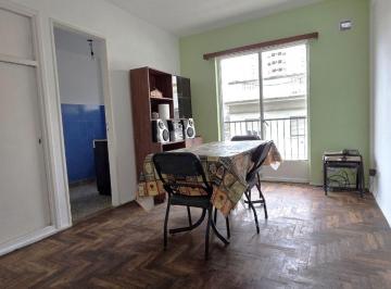 Departamento · 31m² · 2 Ambientes · Venta 2 Amb. Balcón. Oportunidad! Velez Sarsfield