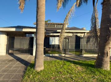 Casa de 6 ambientes, Florencio Varela · Chalet a Refaccionar en Venta – San Juan Bautista, Florencio Varela