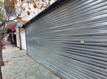Local comercial · 197m² · 5 Ambientes · 1 Cochera · Alquiler Local Quilmes Centro