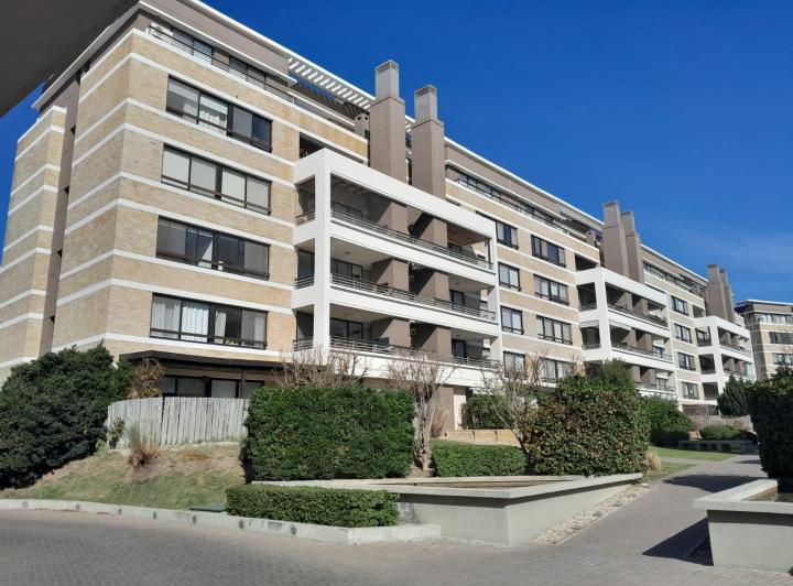 Departamento · 70m² · 3 Ambientes · 1 Cochera