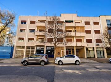 Departamento · 75m² · 4 Ambientes · 1 Cochera · Departamento en Pleno Centro Para 6 Personas con Cochera