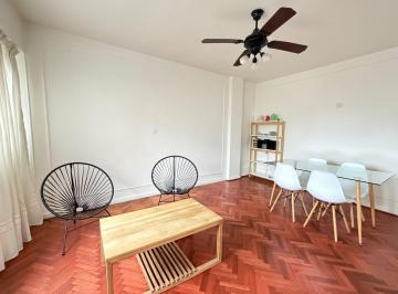 Departamento · 62m² · 3 Ambientes · Alquiler Depto 3 Ambientes Monserrat Luminoso