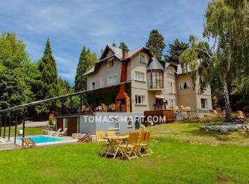 Hotel · 3900m² · Hotel Boutique con Vista Al Lago
