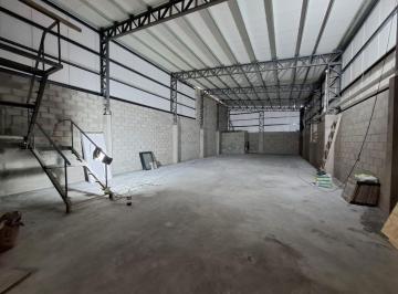 Local comercial · 340m² · 2 Cocheras · Alquiler Local en San Miguel