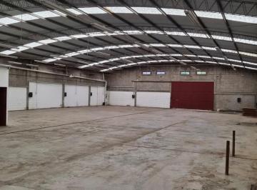 Bodega-Galpón · 700m² · Galpón en Alto Alberdi