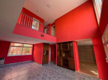 Casa de 6 ambientes, Córdoba · Exclusiva Propiedad Casa + Departamento - Enorme Terreno - Pileta - Patio - Cochera Doble