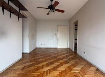 Departamento de 3 ambientes, Flores · Alquiler de 3 Ambientes en Torre Piso Alto - Flores