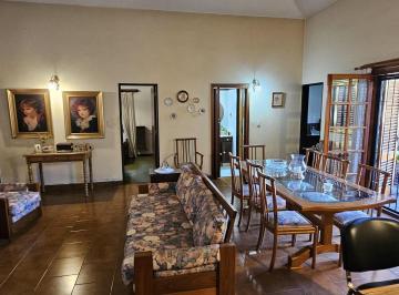 Foto · Casa en Venta 4 Dorm - Quincho - Gran Lote