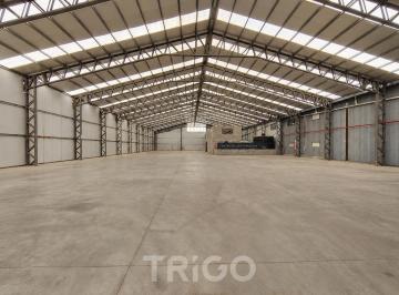 Bodega-Galpón · 1640m² · 1 Ambiente · 2 Cocheras · Nave Industrial 1.640 m² en Alquiler Dentro de Predio Cerrado a m de Acceso Norte