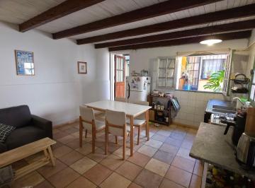 PH · 110m² · 4 Ambientes · Casa de Pasillo 3 Dorm. - Patio - Terraza - Pichincha