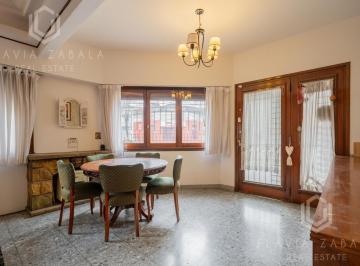 Casa · 148m² · 5 Ambientes · 1 Cochera · Venta Casa Lote Propio 5 Ambientes con Terraza y Garage en Parque Avellaneda