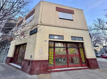 Local comercial · 30m² · 1 Ambiente · Excelente Local en Esquina