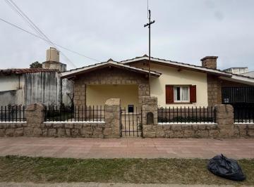 Casa · 3 Ambientes · 1 Cochera · Casa en La Falda