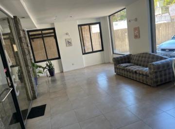 Departamento de 1 ambiente, Esteban Echeverría · Monoambiente Frente a La Estación – 1° Piso Al Frente