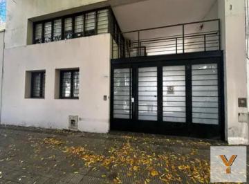 Casa · 350m² · 5 Ambientes · Casa 350 m² | 5 Baños | Cochera 2 Autos | Apta Desarrollo | La Plata