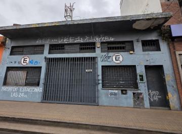 Bodega-Galpón · 450m² · Galpon / Deposito de 450 m² - Doble Acceso - Av Eva Peron - Temperley