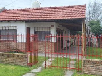 Casa de 3 ambientes, Monte Hermoso · Casa en Venta Monte Hermoso, Muy Bien Ubicada!