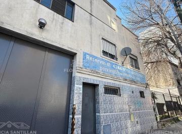 Bodega-Galpón · 800m² · Depósito Galpón en Alquiler en Temperley, Lomas de Zamora, G. B. a. Zona Sur