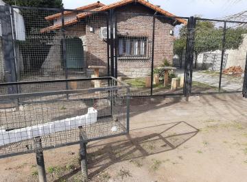 1840395233.jpg · Casa en Venta de 5 Ambientes con Cochera Ubicado en Turdera, Lomas de Zamora, G. B. a. Zona Sur