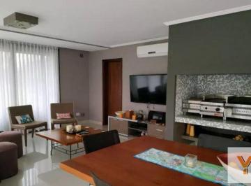 Casa · 395m² · 5 Ambientes · 1 Cochera · Casa Venta - 4 Dorm. 4 Baños - 600 m² Totales - Abril Club de Campo