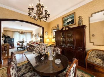 PH · 279m² · 6 Ambientes · 1 Cochera · Venta PH 5 Ambientes Terraza, Cochera, Patio con Potencial Comercial