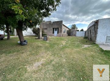 Casa · 60m² · 6 Ambientes · 1 Cochera · Casa en Venta - 3 Dorm. 2 Baños - Cochera - 440 m² - Balcarce